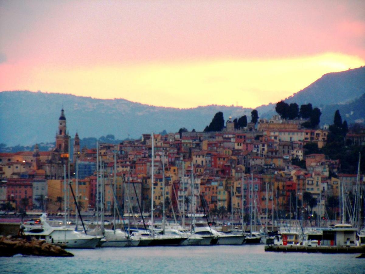 Résidence Le Méditerranée Mentone Esterno foto